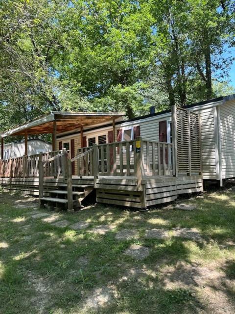 Camping Les Lacs D'Armagnac Bretagne-d'Armagnac Eksteriør bilde